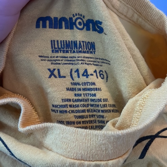 MINION SHIRT - Picture 2 of 2